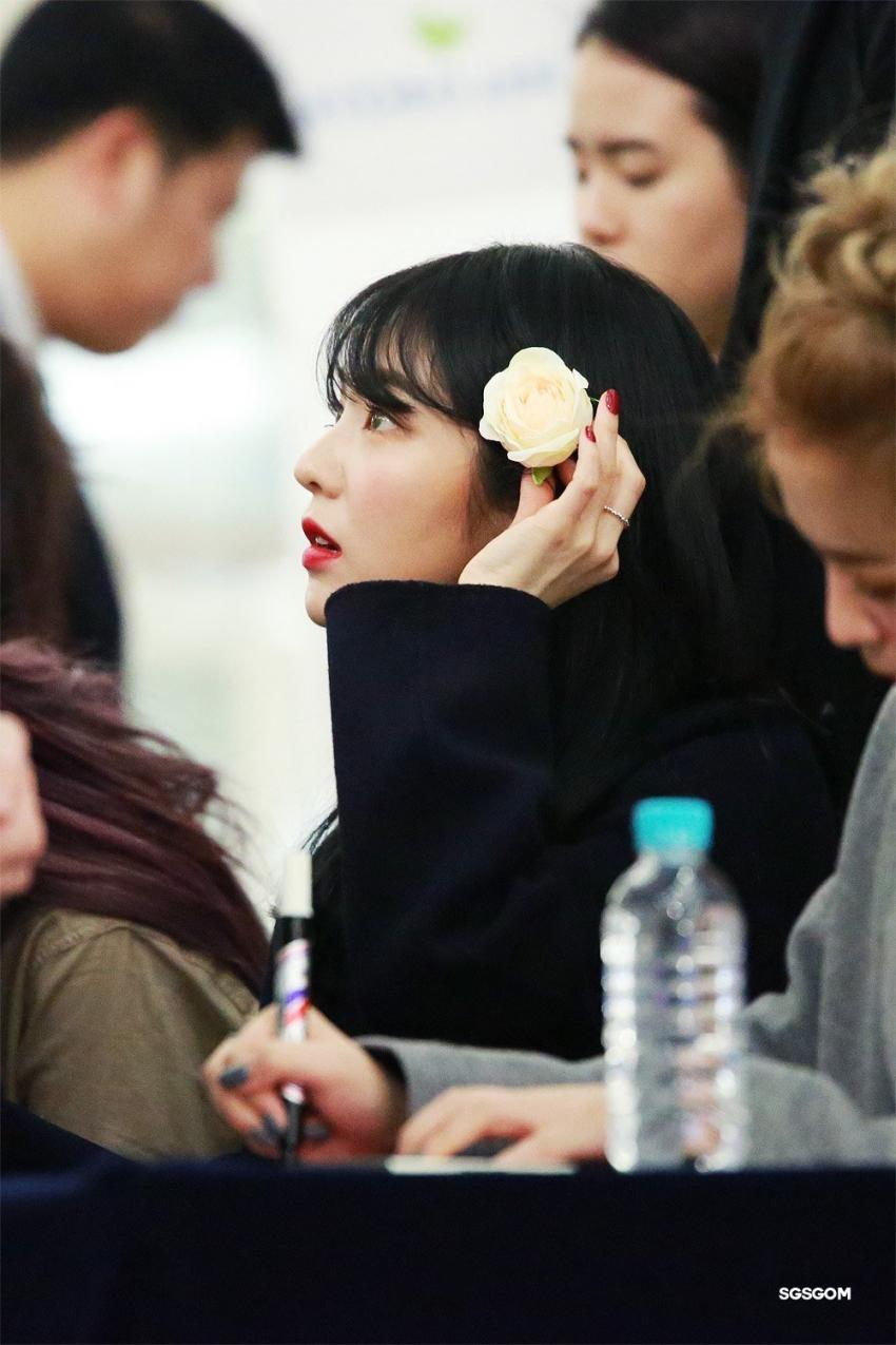 레드벨벳 아이린의 클라스 옆모습.jpg | 인스티즈