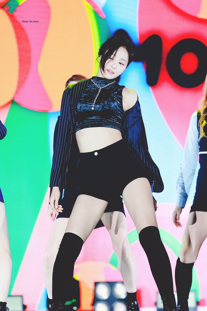 아송페 모모랜드 연우 ㄷㄷㄷ.jpgif | 인스티즈