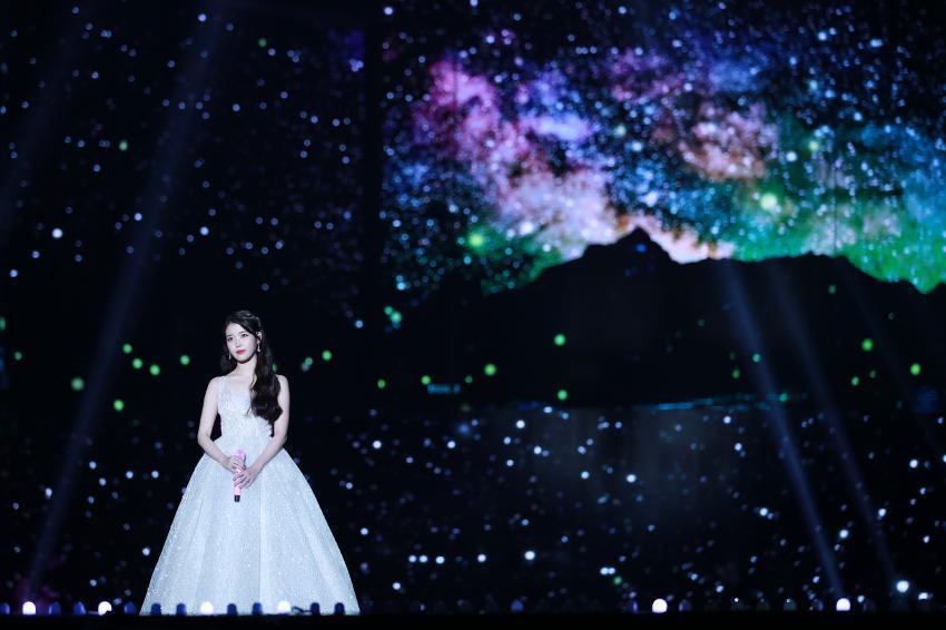 시즌별로 보는 아이유.jpgif | 인스티즈
