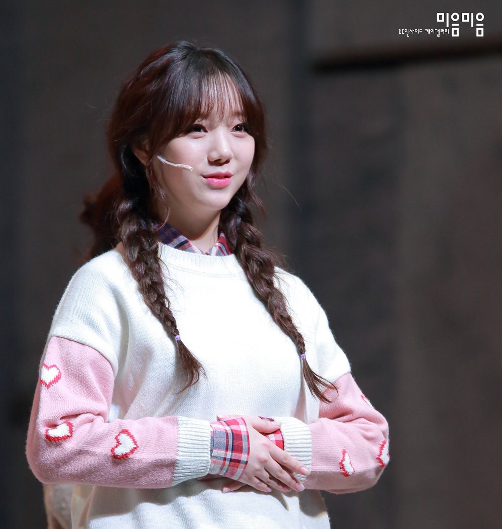 [러블리즈] 연극을 보러 가고픈 마음이 생겨서 케이 | 인스티즈