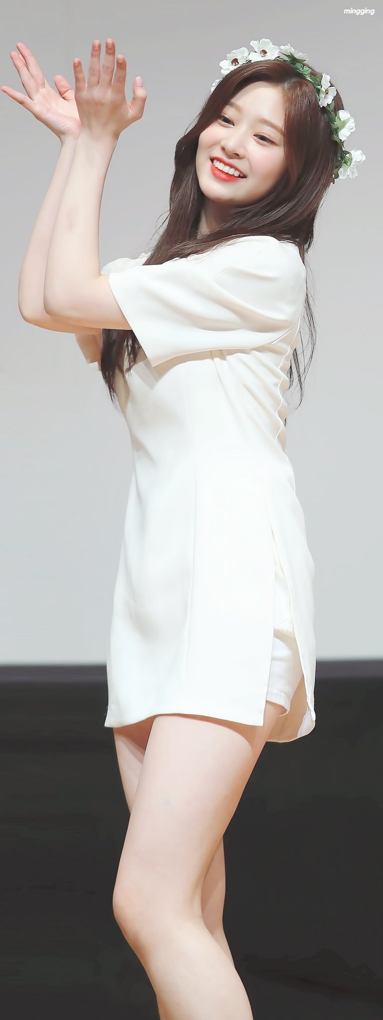 아이즈원의 비쥬얼갑 김민주.jpgif | 인스티즈