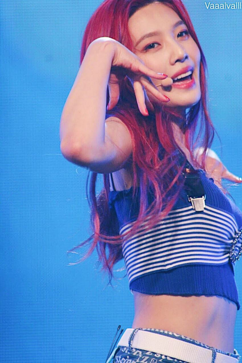 쇄골미녀 레드벨벳 조이 | 인스티즈