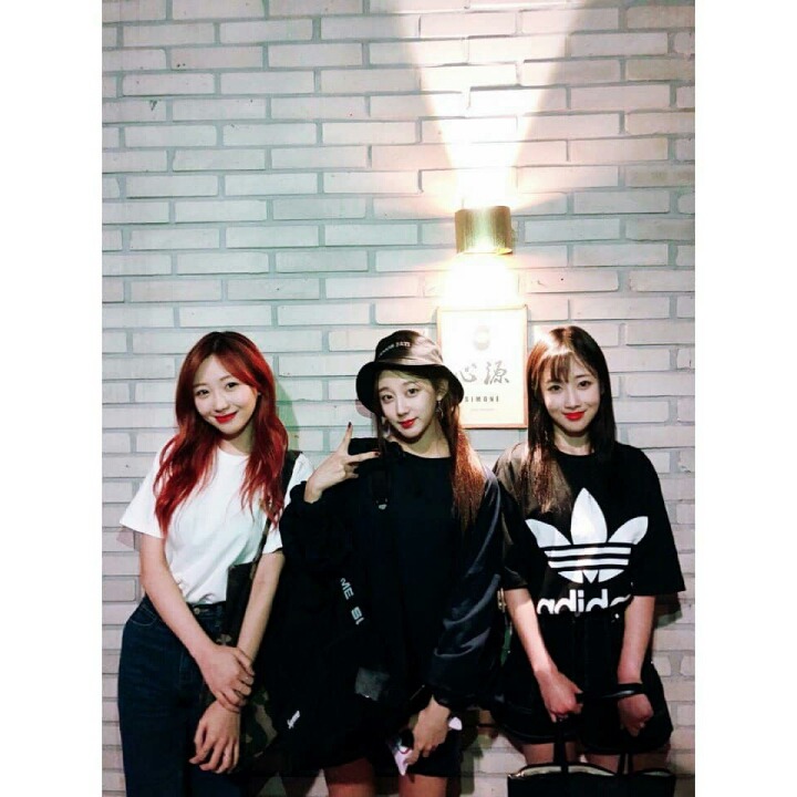 오늘자 러블리즈 인스타 업뎃 | 인스티즈