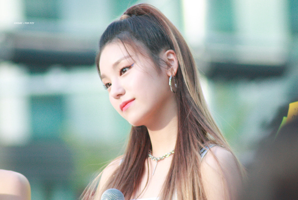솔직히 좀 귀여운 ITZY 예지.jpgif | 인스티즈