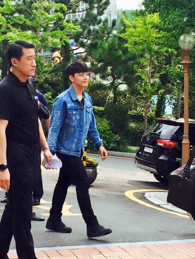 9930D2415B9CDB10129075