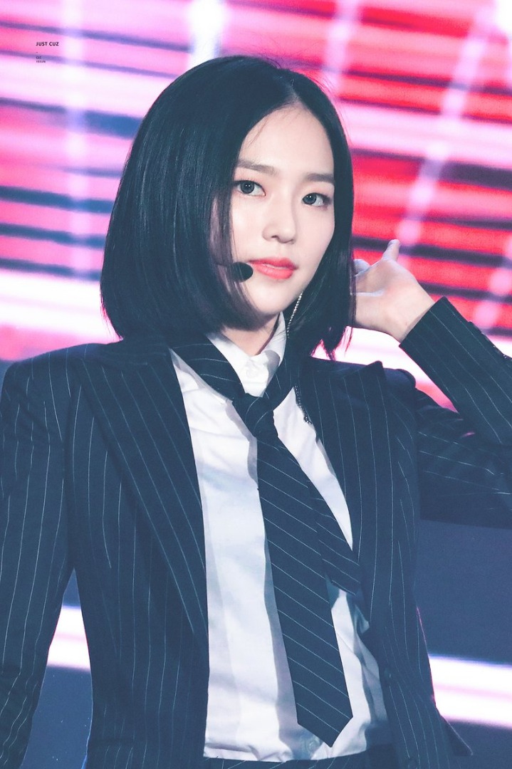 넘나 멋쁜 단발머리 걔 CLC 장예은 이번 활동 사진 모음.JPG | 인스티즈