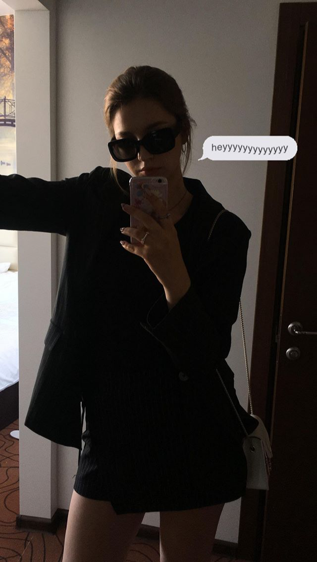 오늘자 안젤리나 다니로바 | 인스티즈