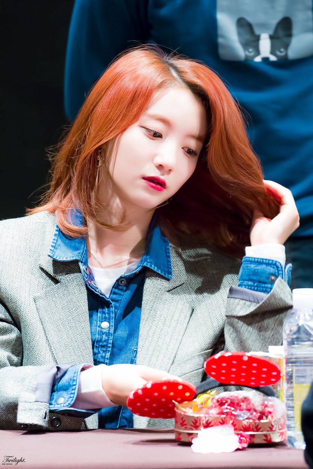 최근 오마이걸 팬사인회 비니&amp;아린 | 인스티즈