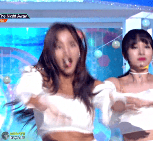 개인적으로 생각하는 트와이스 지효 미모 절정이었을때.gif | 인스티즈