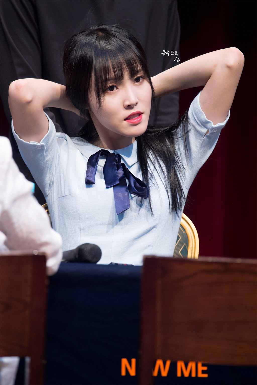 [여자친구] 문득 올려다 본 하늘이 이뻐서 유주 | 인스티즈