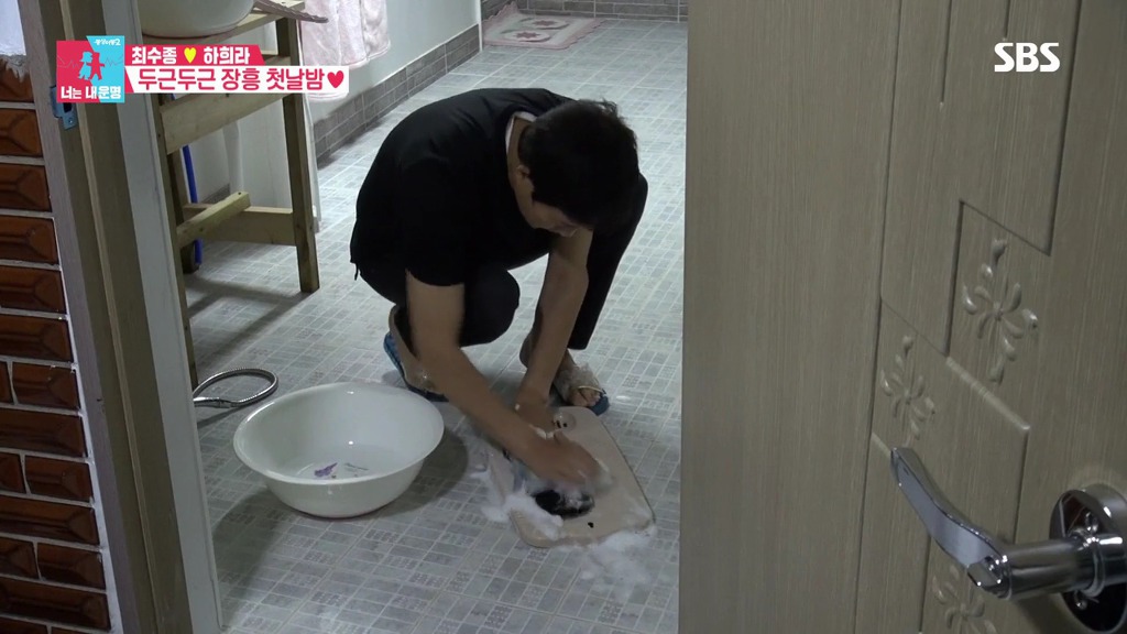 [동상이몽] 최수종이 진짜 인간계 사람이 아닌걸 보여주는 모습.jpg | 인스티즈
