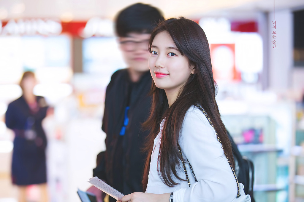 얼굴에서 빛이 나는 배수지.jpgif | 인스티즈