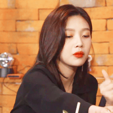 똠양꿍 처음 먹어본 조이의 솔직한 반응.gif | 인스티즈