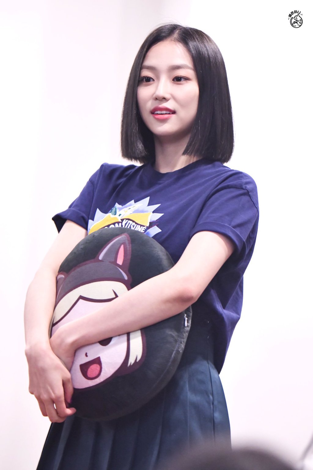 단발머리가 찰떡같이 어울리는 CLC 장예은.jpgif | 인스티즈