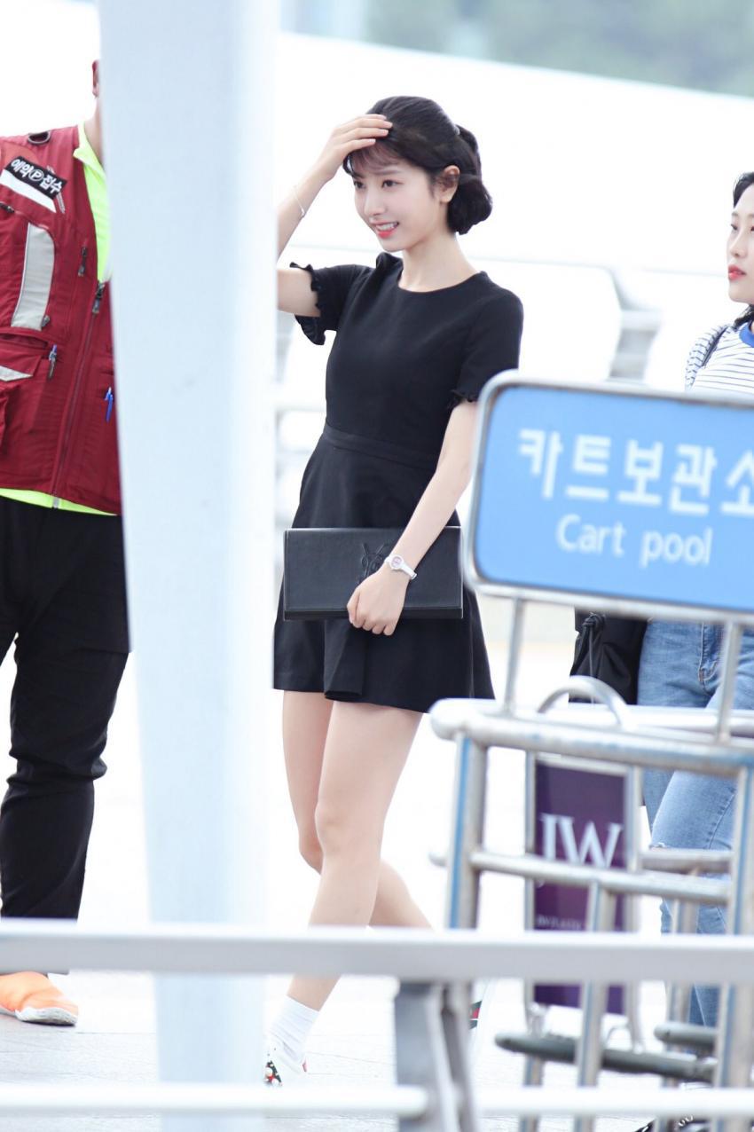 단발이 아직은 부끄러운 우주소녀 보나.gif | 인스티즈