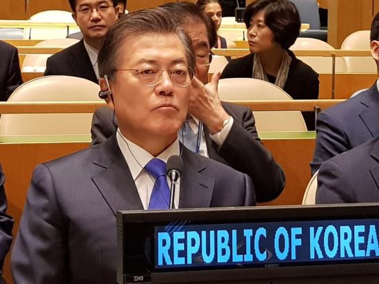 문대통령 유엔 총회 청와대 B컷 ㄷㄷ | 인스티즈