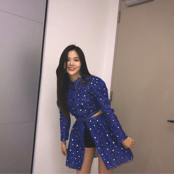 오늘자 오마이걸 인스타 업뎃(효정) | 인스티즈