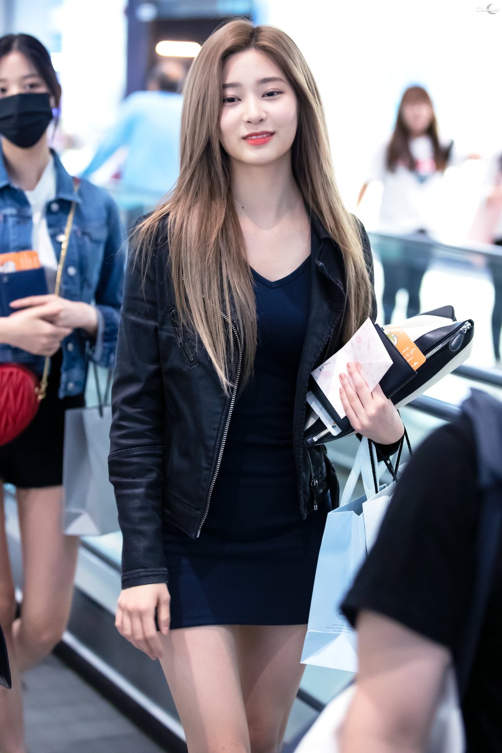 좀이쁜거같은 아이즈원 민주.jpg | 인스티즈