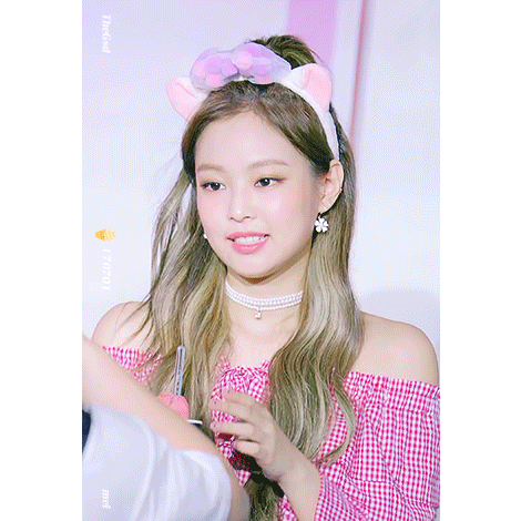 블랙핑크 제니 화살.GIF | 인스티즈