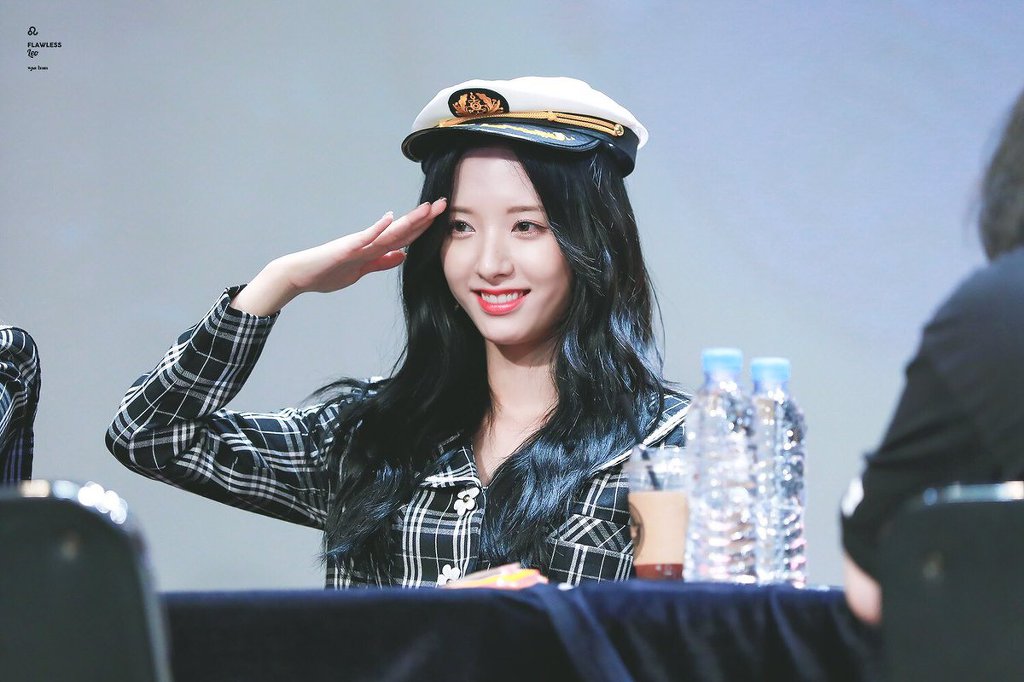 비쥬얼은 아이돌 톱클래스인 우주소녀 보나.jpg | 인스티즈