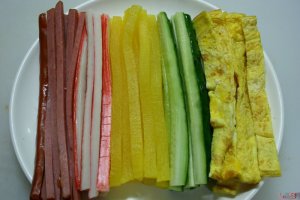 하얀김밥 이미지
