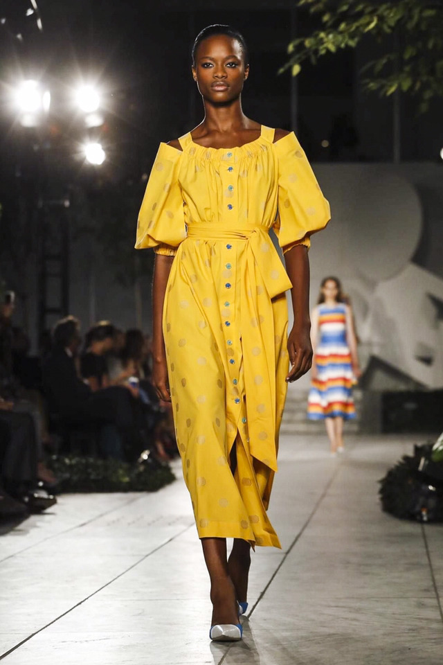 2018 S/S 캐롤리나 헤레라 컬렉션 | 인스티즈