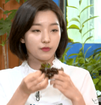 잘 먹는 이새롬.gif | 인스티즈