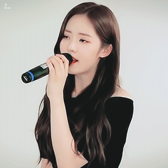 프로미스나인 각 멤버별 갤러리에서 진행된 짤드컵 우승짤 | 인스티즈
