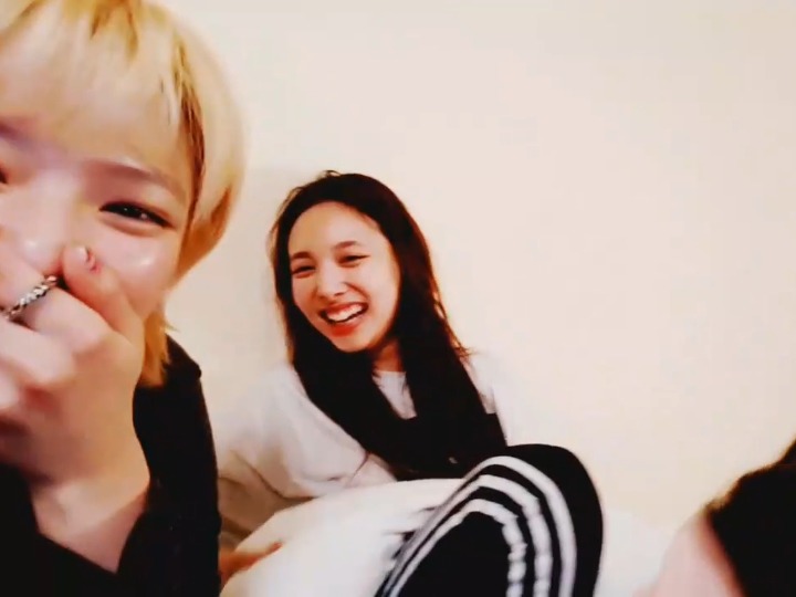 V앱에서 지효의 드립력.jpg | 인스티즈