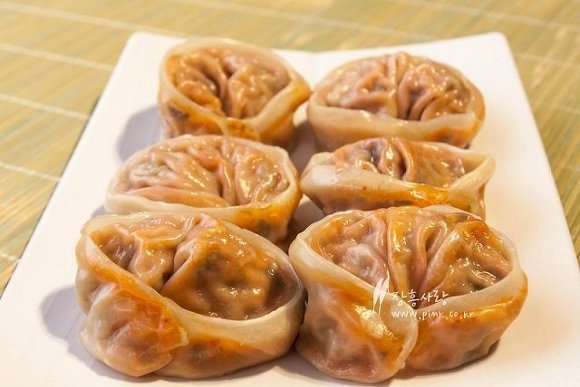 같은 소속사인데 서로간의 견제가 심하다는 어느 음식 팬덤 | 인스티즈
