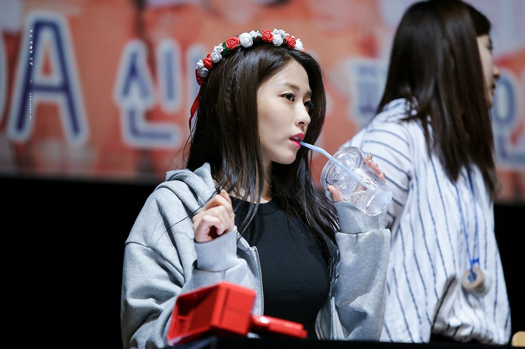 미모 는 18시즌 설현이.jpgif | 인스티즈