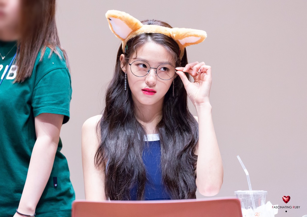 오늘 생일을 맞은 설현이.jpgif | 인스티즈