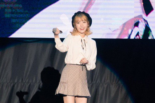 금발로 염색한 아이유ㄷㄷㄷ.jpg | 인스티즈