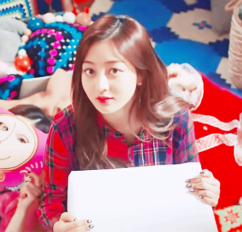 Merry&Happy 지효.gif | 인스티즈