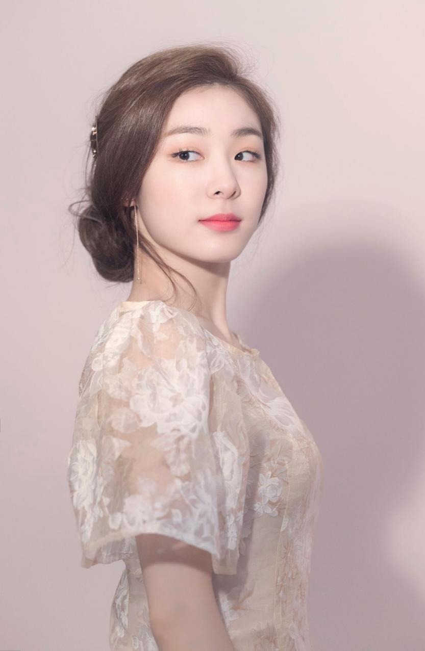 귀걸이가 잘어울리는 처자.jpgif | 인스티즈