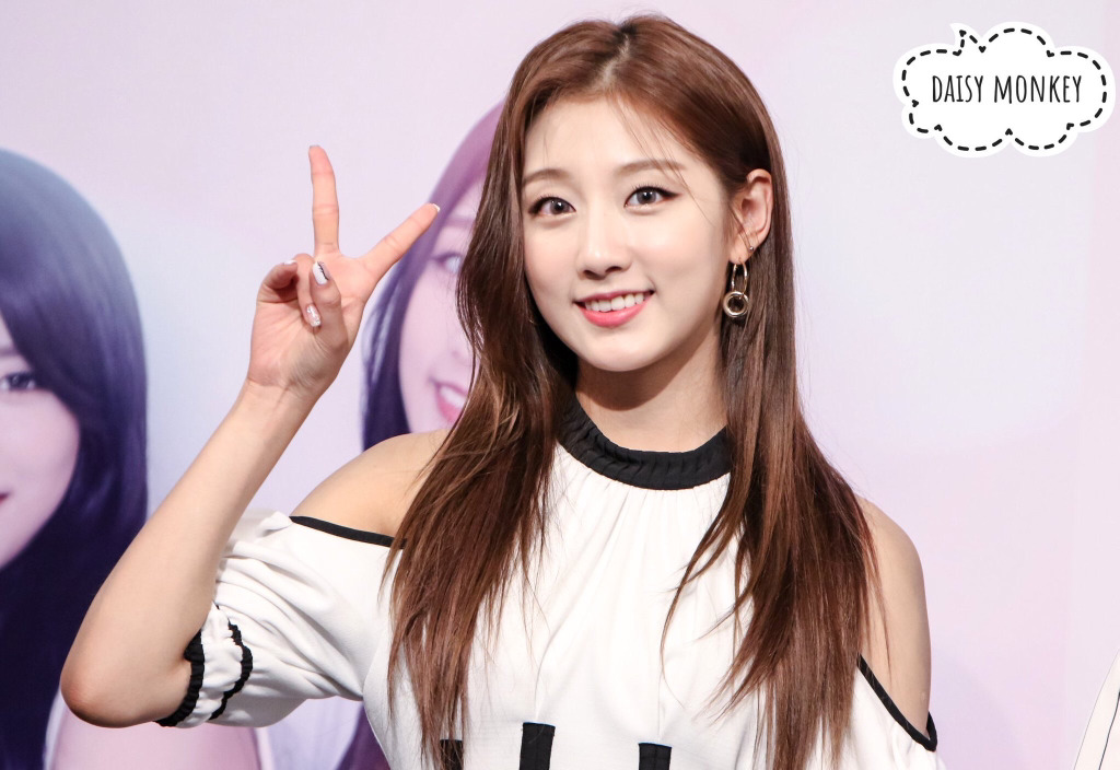 [러블리즈] 오늘의 저녁은 감자탕이어서 예인이 | 인스티즈