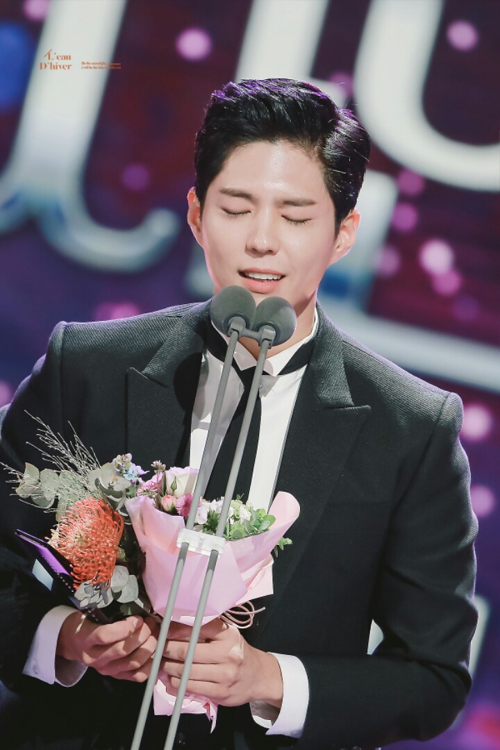 박보검 쓰리피스 수트 코디 수준.JPG | 인스티즈