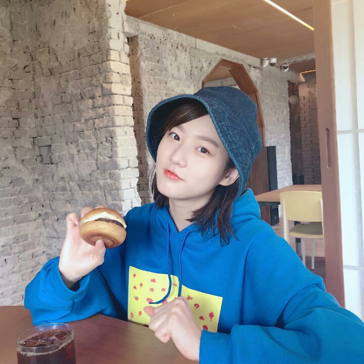 오늘자 김새론 인스타 업뎃 | 인스티즈